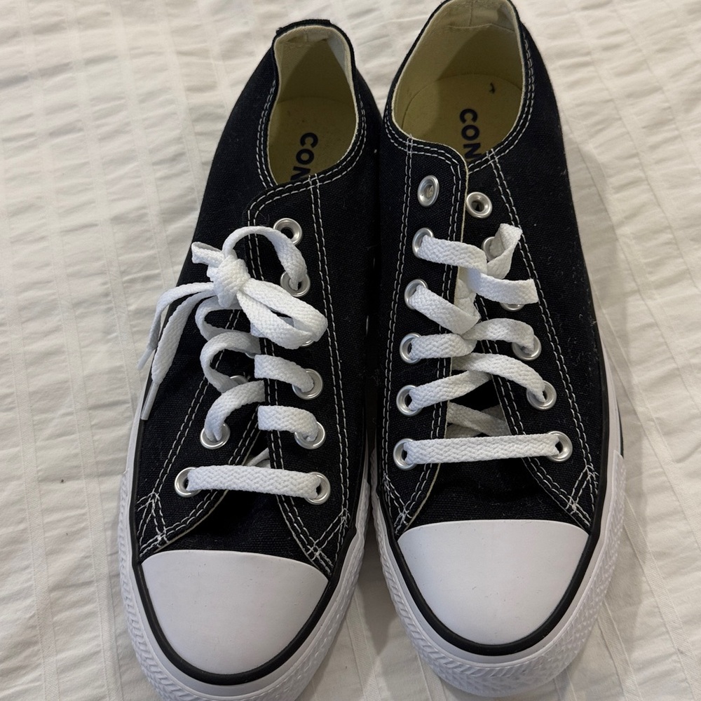 Converse Black and White Sneakers brand new